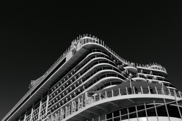 La location saisonnière pour les séjours prolongés : avantages et inconvénients